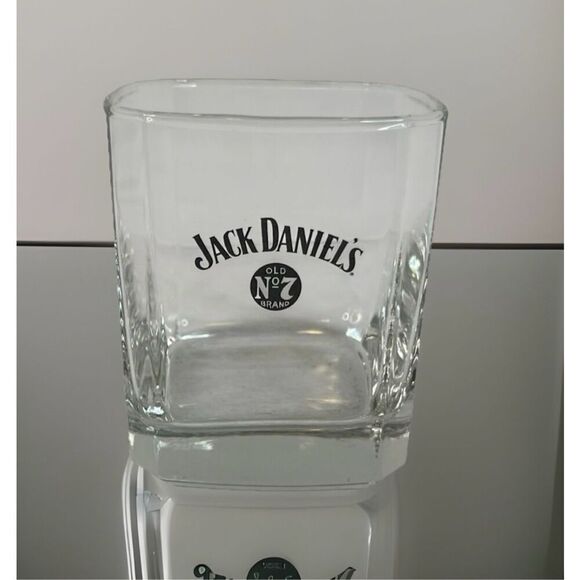 4 Jack Daniel's "OLD No 7 BRAND" Squared Whiskey Glasses - Picture 2 of 2